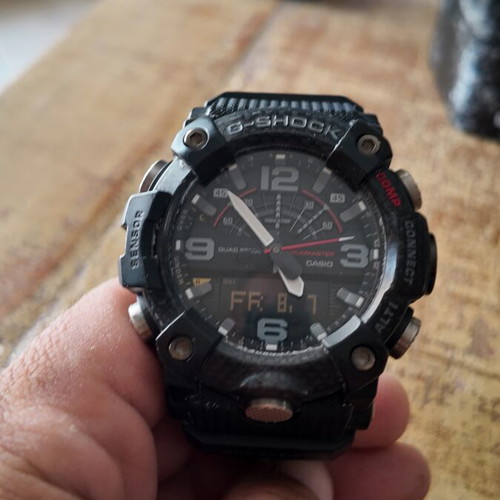 Casio G-Shock GG-B100 watch like new, black
