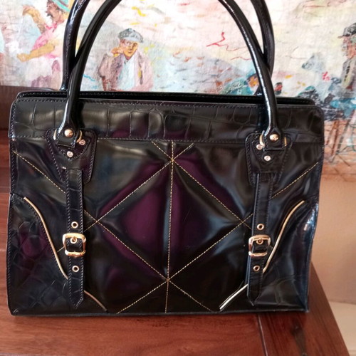 GIZIA leather black handbag new with gold details