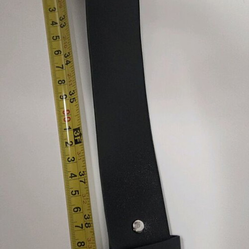 Nina Kendosa belt simple black like new, unworn