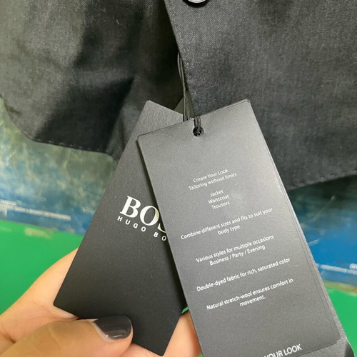 Boss vest grey graphite new large 100% wool