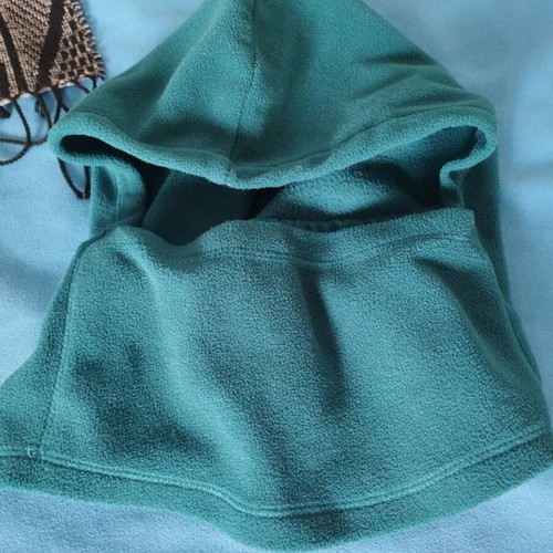 Set of 4 Laura Biagiotti Wool Scarves with Gift Balaclava Fleece new