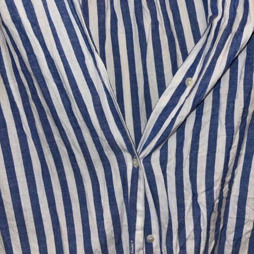 Zara shirt like new, size M, white and blue