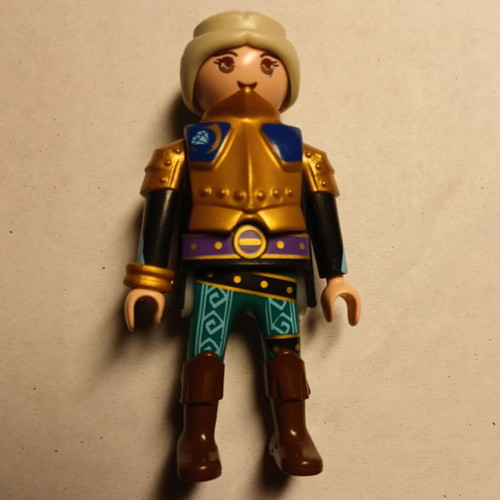 Playmobil Novelmore Violet Vale φιγούρα μεταχειρισμένη σε πολύ καλή κατάσταση