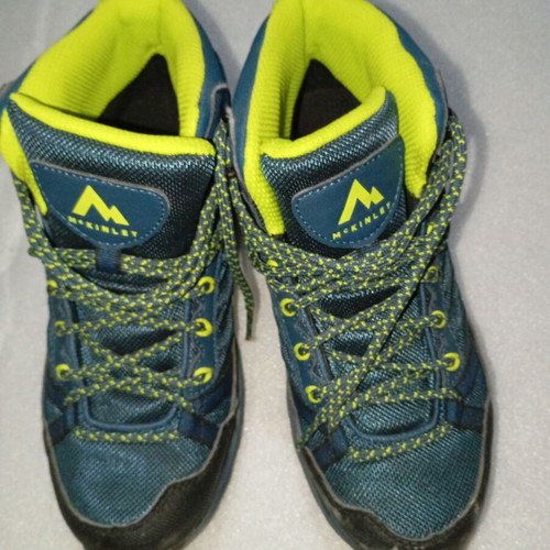 McKinley Toronto II Mid AQX Junior boots size 36 like new, waterproof