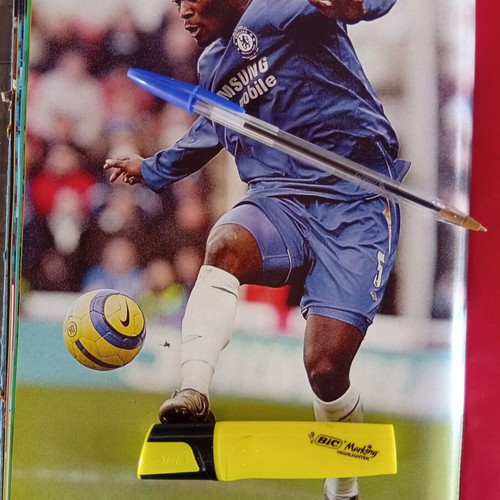 Match Football Magazine issues 21-27/2006 like new with Everton posters