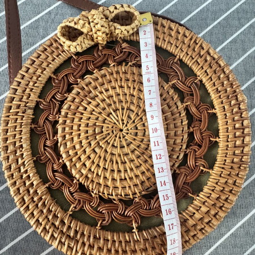 Boho round rattan crossbody bag like new, brown