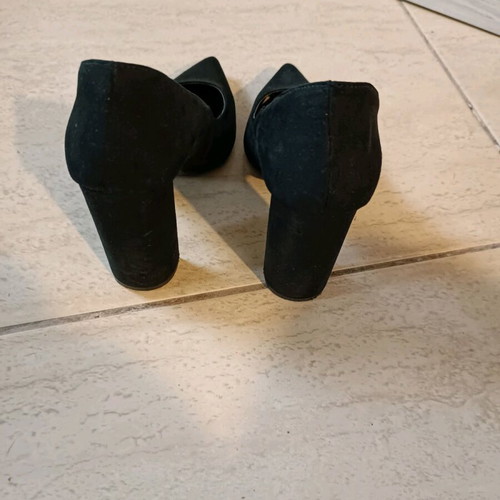 Focus suede black pumps used, size 36, 10cm heels