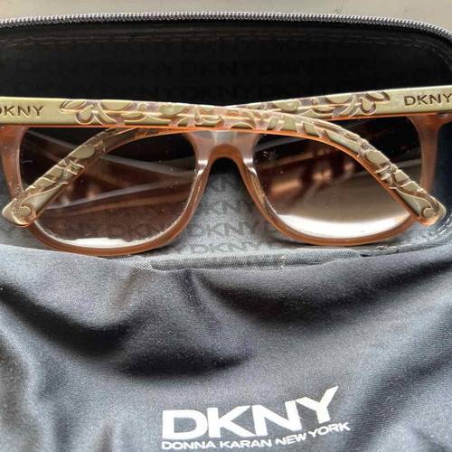 DKNY sunglasses like new with case