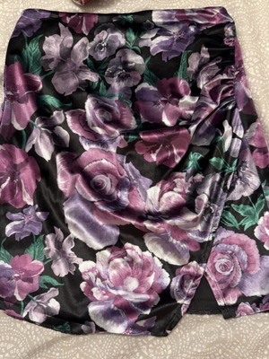 Vassia Kostara skirt S, black and purple floral
