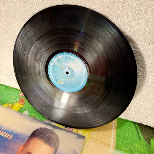 Notis Sfakianakis Vinyl Record Me To N Kai Me To S like new, laiko