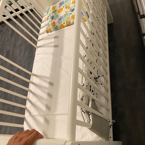Baby cot bed like new with mattress 1.20x60 cm