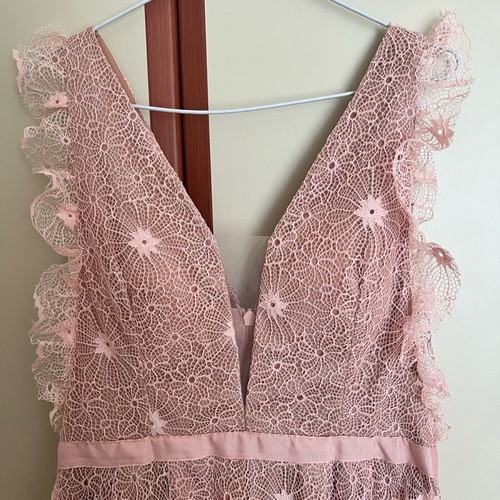 Long dress with lace pink like new, size L