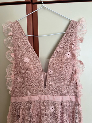 Long dress with lace pink like new, size L