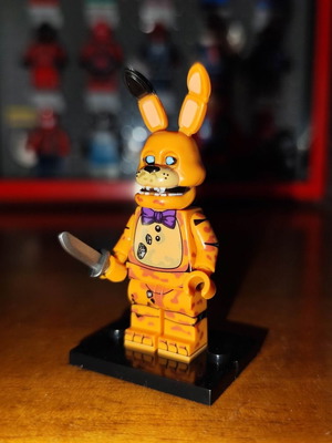Spring Bonnie figure like new with stand and knife