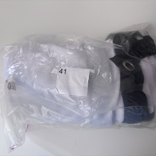 Canon EOS 2000D camera with case and tripod