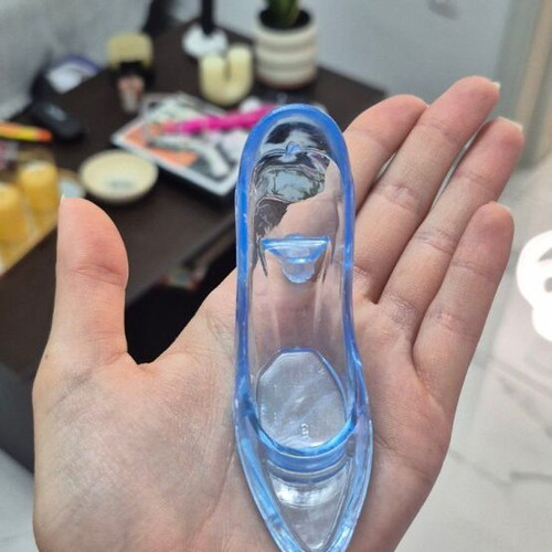 Cinderella's shoe figure