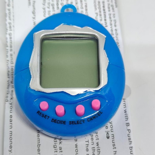 Tamagotchi Retro 90s Electronic Pet blue, like new