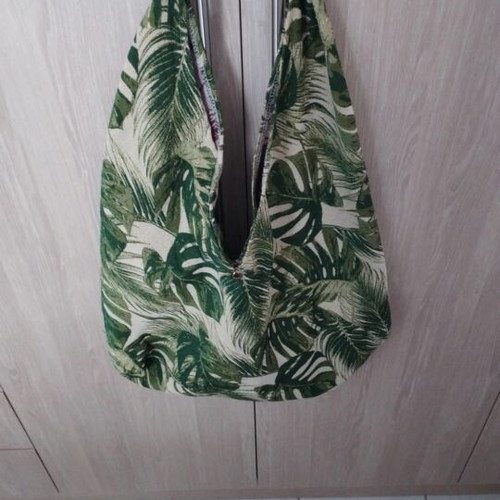 Folli Follie shoulder bag like new with tropical pattern