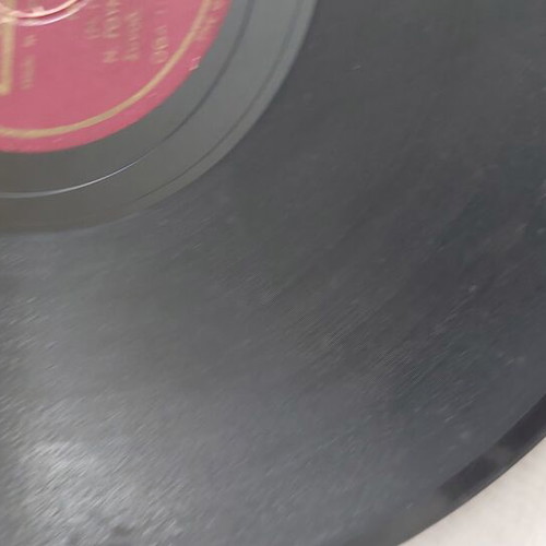 His Master’s Voice 78 RPM Record used, laiko