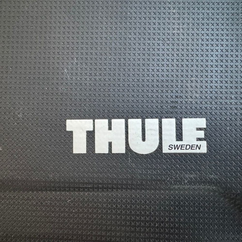 Thule Gauntlet Laptop Tablet Hard Case 13" used, black padded zip