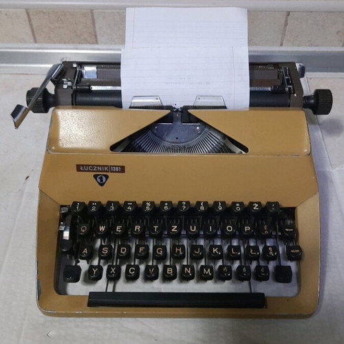 Łucznik 1301 typewriter used vintage 70s