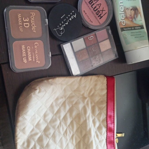 Cosmetics set of 34 pieces like new