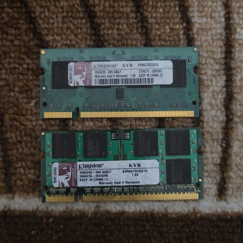 Kingston DDR2 SO-DIMM KVR667D2S5/1G 1GB 200pin RAM used, 2 pieces
