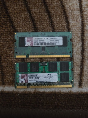Kingston DDR2 SO-DIMM KVR667D2S5/1G 1GB 200pin RAM used, 2 pieces