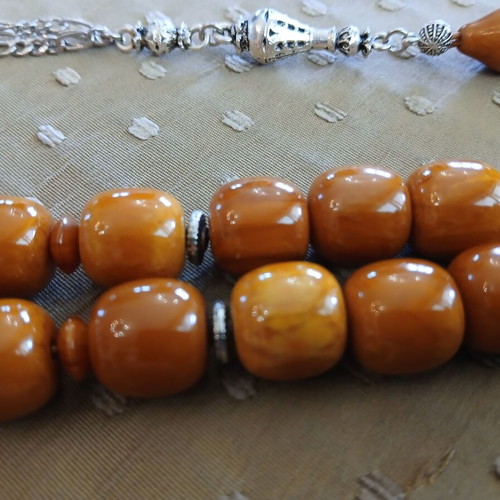 Bakelite komboloi worry beads, 33 beads, traditional oriental finish