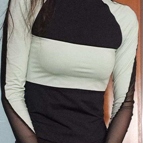 Athletic top black and mint green mock neck like new
