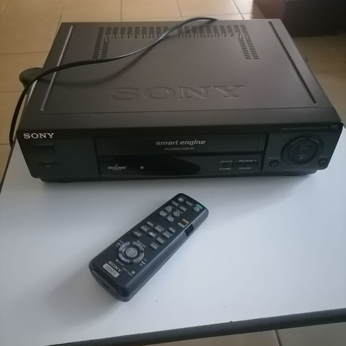 Sony Video Cassette Recorder SLV-E130 like new
