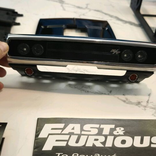 Dodge Charger Model Kit new, large scale collection