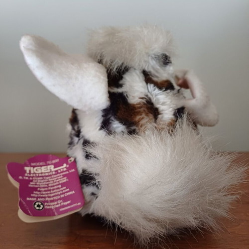 Furby Snow Leopard by Tiger Electronics, like new, collectible with green eyes