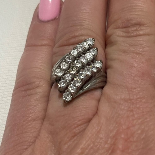 Silver 925 ring with zircon used, size 54