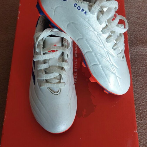 Adidas football shoes size 30 like new with studs
