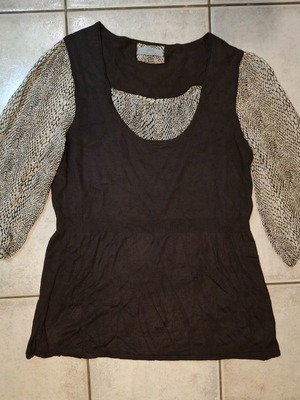 Marks & Spencer blouse like new, women's top with animal print