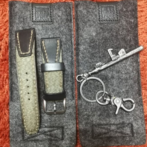 "SALT & PEPPER" canvas strap by Wotancraft, black leather