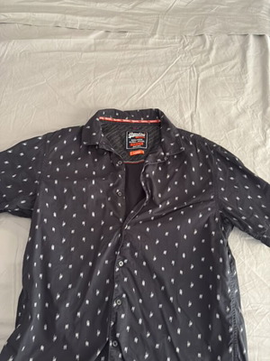 Καλοκαιρινό πουκάμισο Superdry μαύρο μέγεθος large μεταχειρισμένο