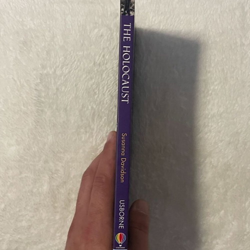 The Holocaust hardback book by Susanna Davidson, Usborne Young Reading