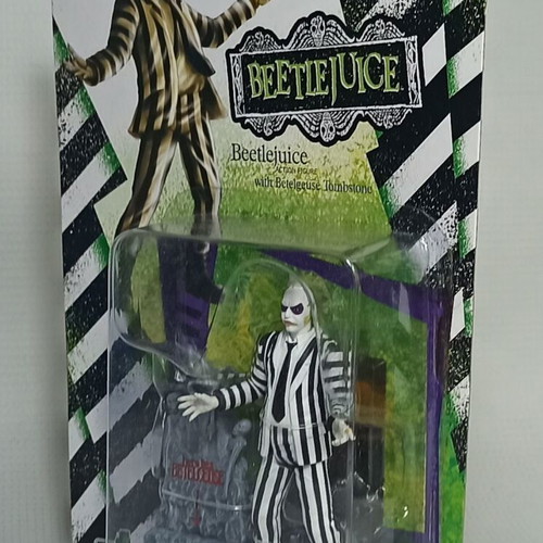 Beetlejuice 5 Points 3.75" action figure new, striped suit