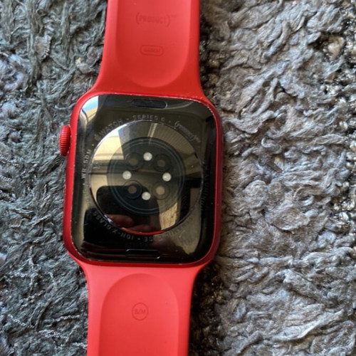 Apple Watch Series 6 44mm (PRODUCT RED) like new