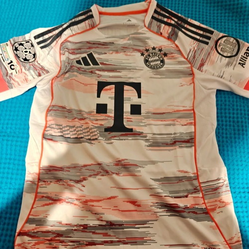 Bayern Munich Jersey 25/26 Musiala, official replica, size L