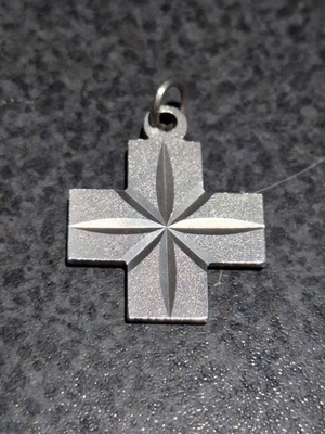 Silver Cross Pendant 8g fine silver 1000, like new