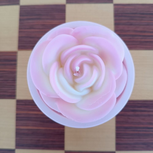 Handmade aromatic candle new