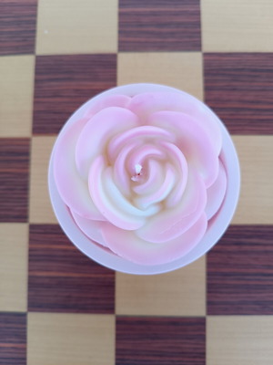 Handmade aromatic candle new