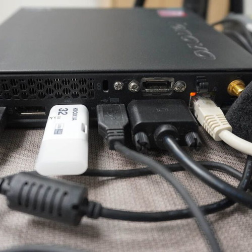 Lenovo ThinkCentre M93p i5-4570 Tiny Desktop refurbished, 8GB & 16GB RAM, 480GB SSD