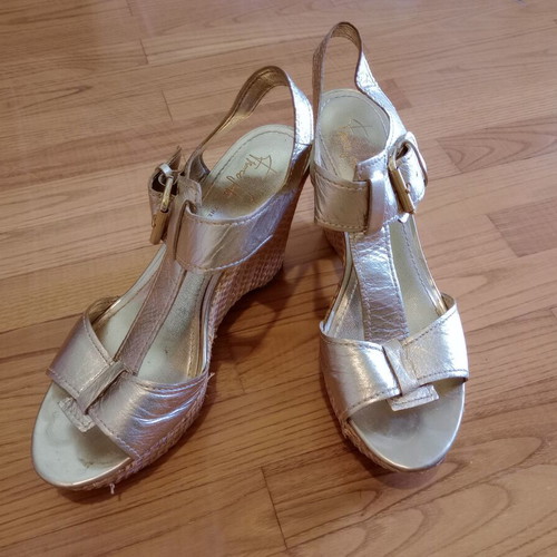 Franco Sarto straw platform sandals used, beige and gold, size 39.5