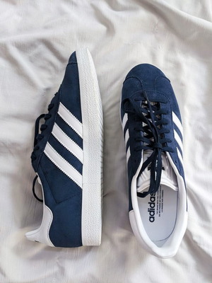 Adidas Gazelle Αθλητικά Παπούτσια Σαν Καινούργια, Μέγεθος 40,5, Μπλε και Άσπρο