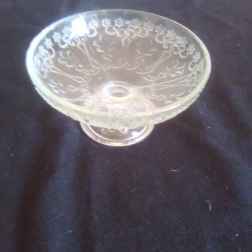 Glass decorative items like new, set of 10 pieces