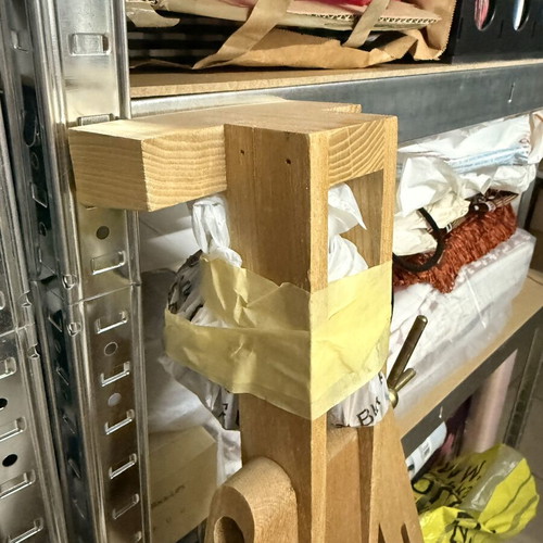 Large adjustable painting easel, like new